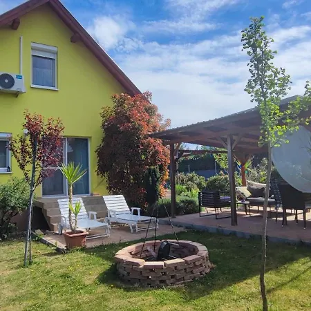 éva Háza Nyugalom/pihenés/relax Villa *